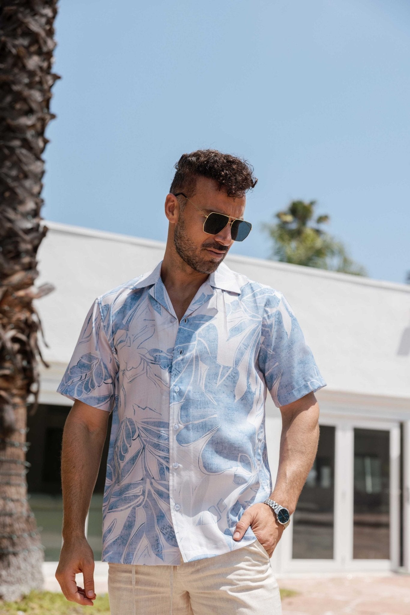Men’s Tropical Print Resort Shirt Short Sleeve Casual Summer Button-Up