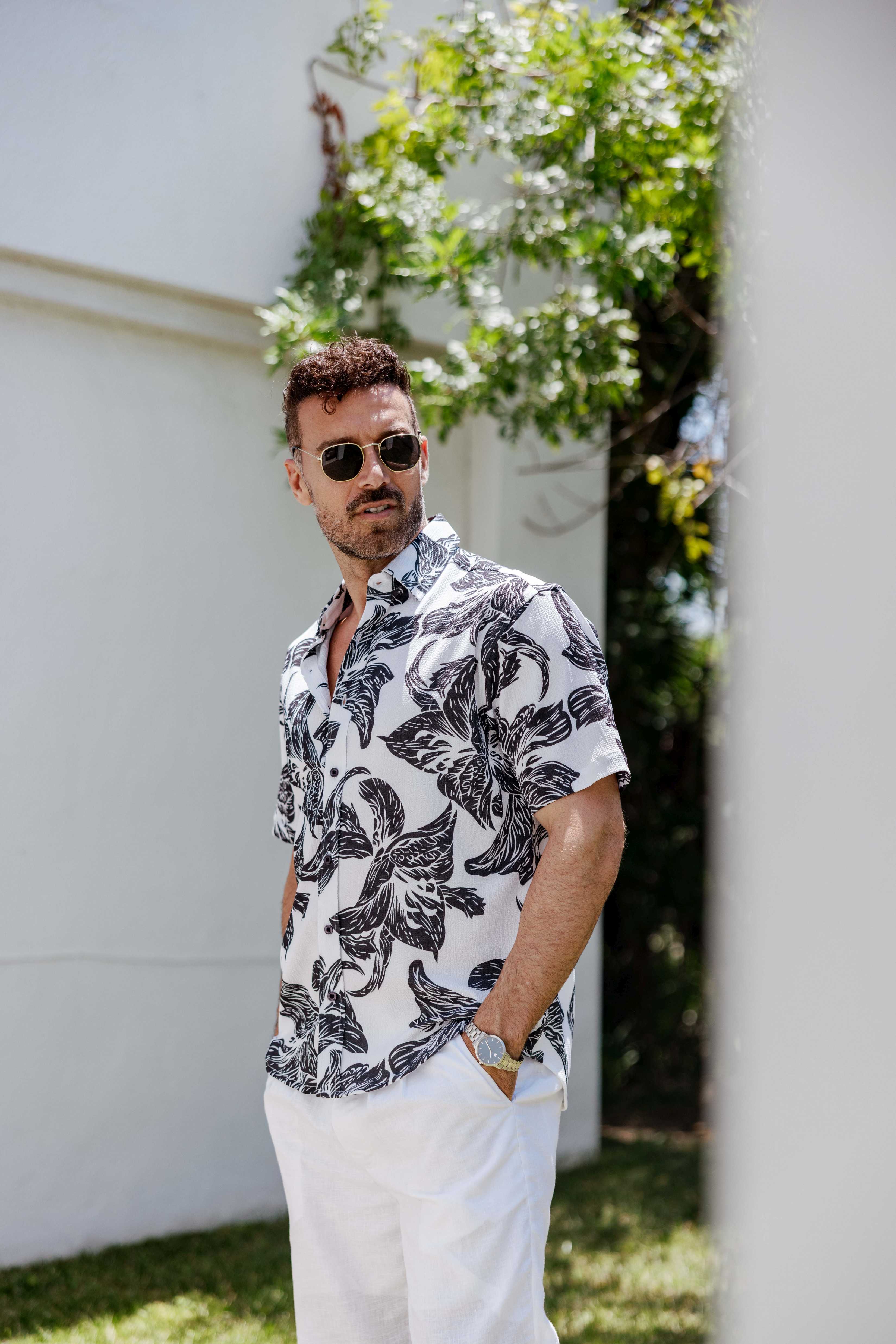 Mojito Men's Resort Style Casual Festive Print Searsucker Textured Shirt