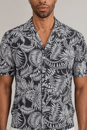 Camisa de campismo de manga corta con estampado "Noches Tropicales"
