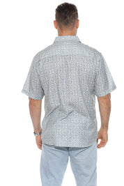 Camisa de manga corta con estampado de mosaico moderno