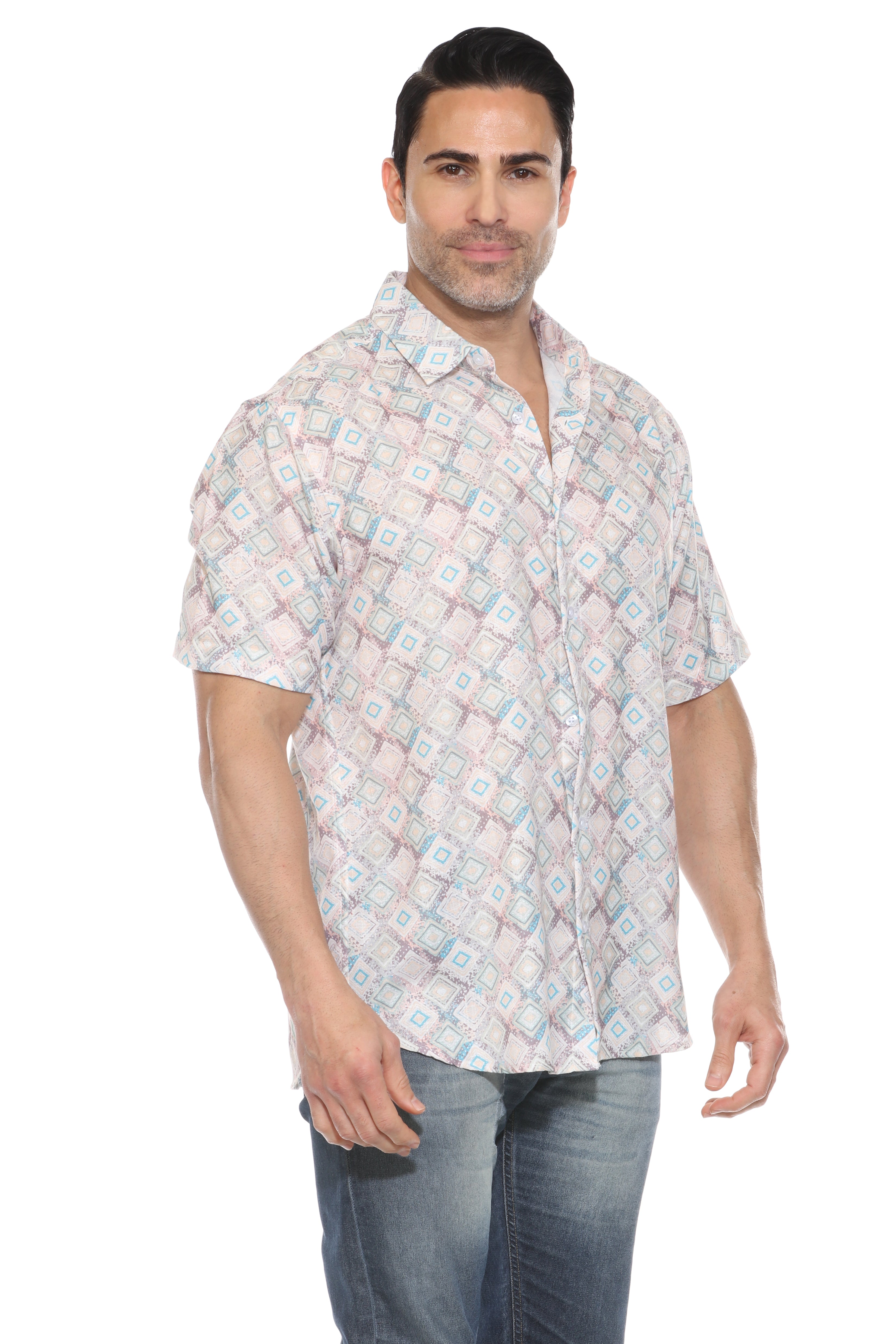 Camisa informal de manga corta con estampado moderno