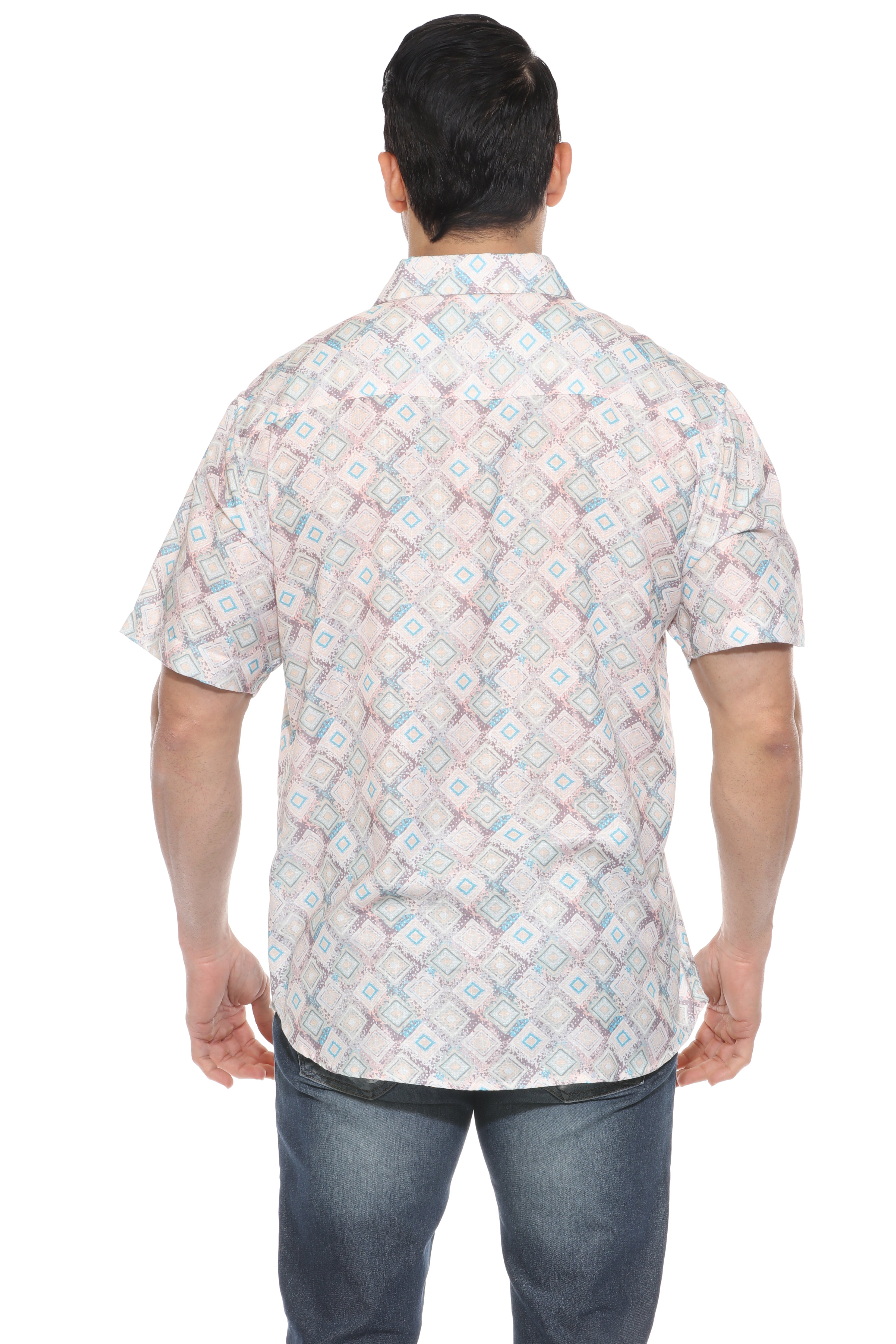 Camisa informal de manga corta con estampado moderno