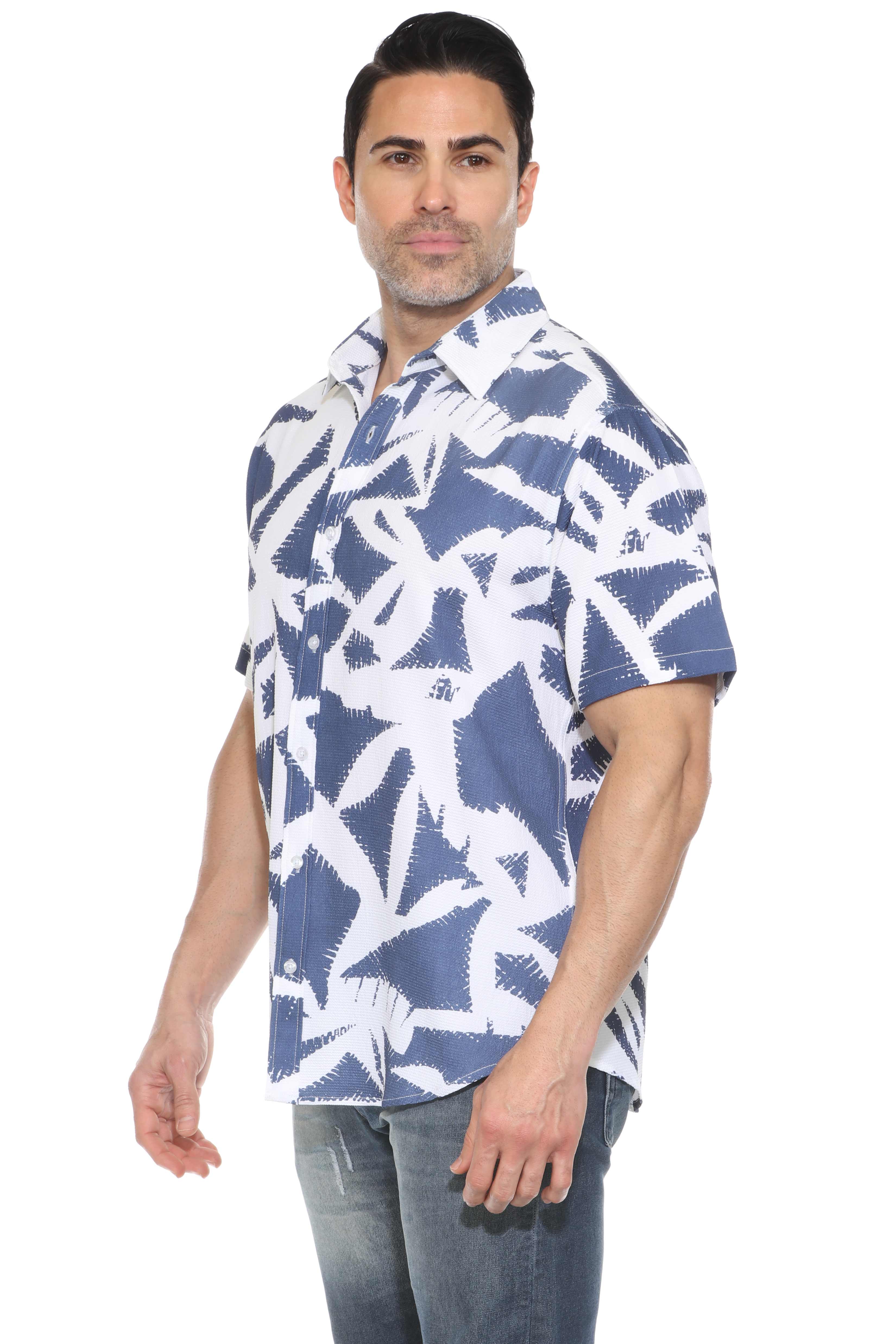 Camisa de manga corta con estampado moderno texturizado