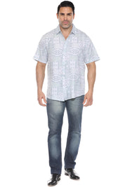 Camisa de manga corta con estampado moderno texturizado