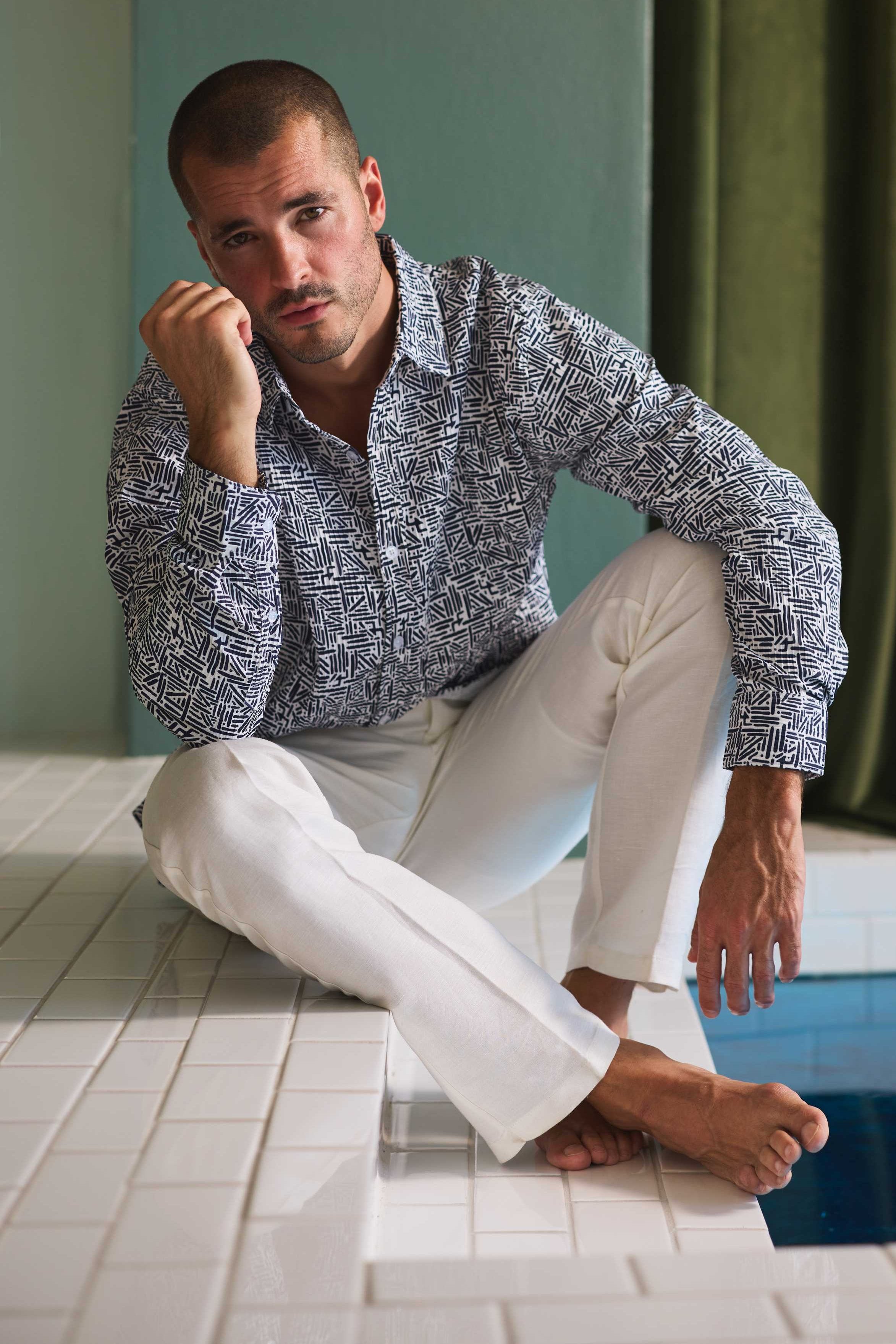 Camisa de manga larga con estampado moderno texturizado