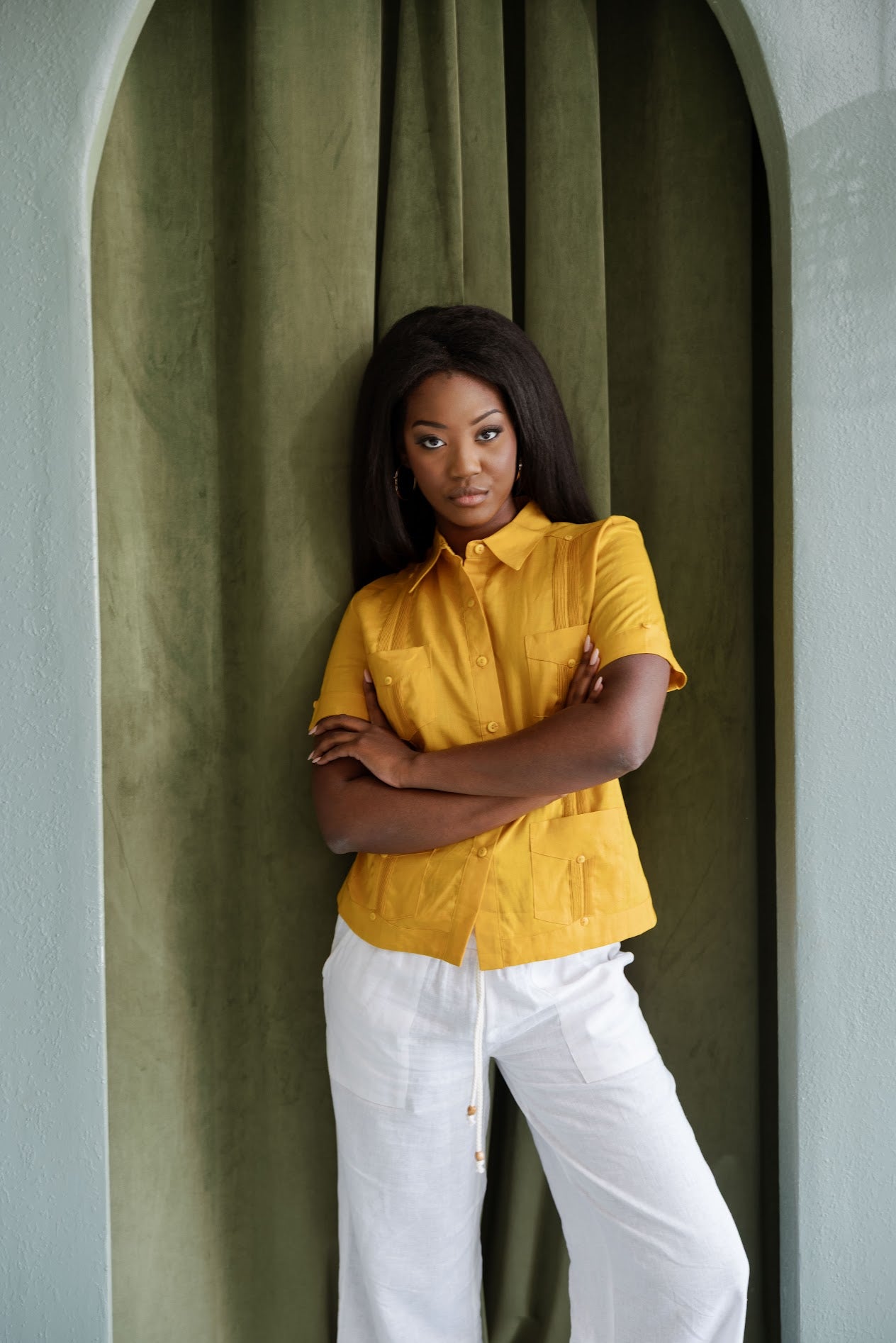 Camisa tradicional guayabera para mujer, premium, 100 % lino, manga corta, tallas XS-3X