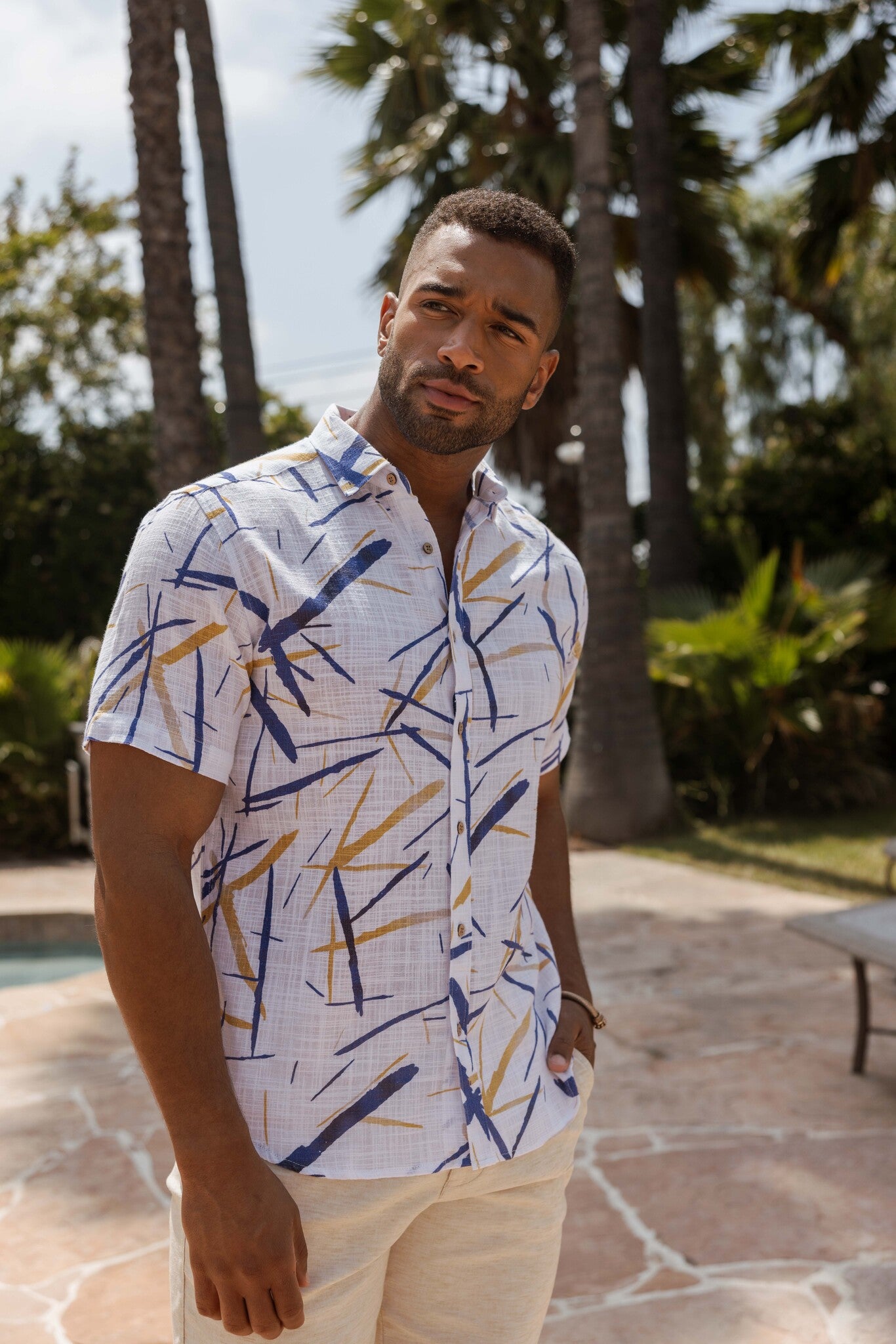 Camisa informal de lino con estampado estilo resort para hombre
