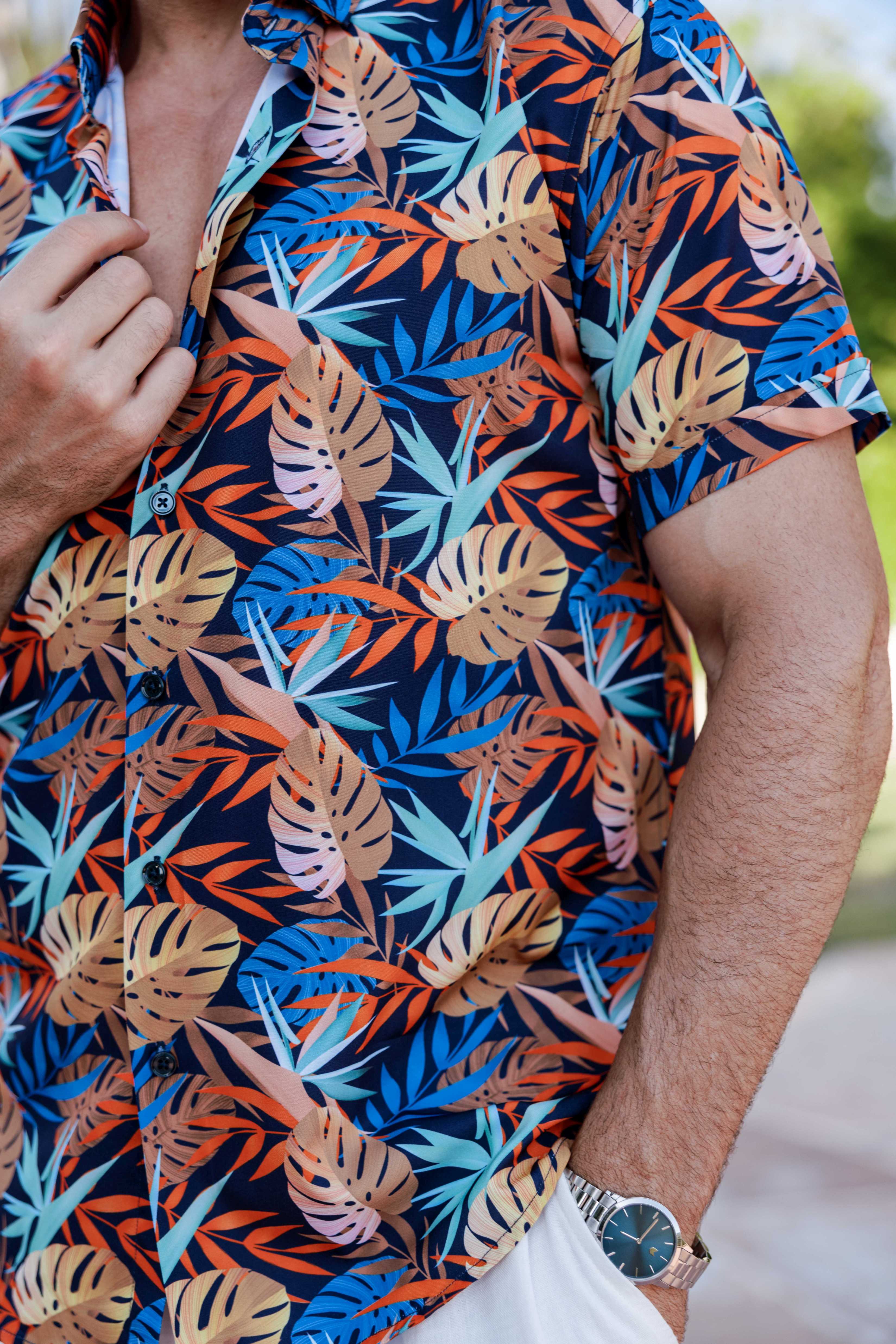 Mojito Lightweight Modern Island Leaf Pattern Print Stretch Shirt