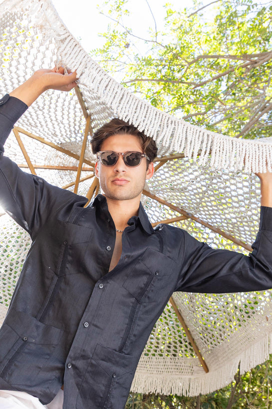 Men's 100% Linen Classic Four-Pocket Long Sleeve Guayabera Shirt