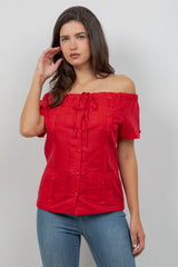 Guayabera de mujer con hombros descubiertos en mezcla de lino con botones