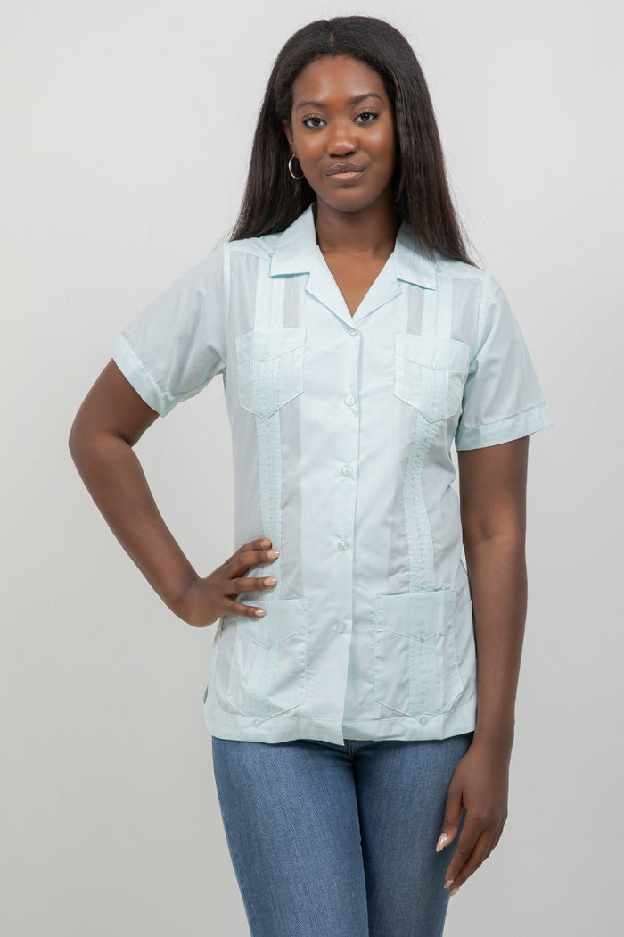 Women's white 4 pocket guayabera shirt, short sleeve, classic pleats and embroidery, Mojito Collection