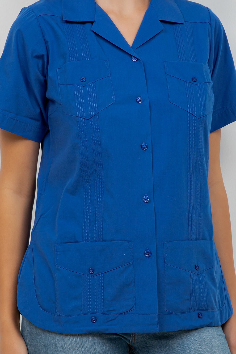 Guayabera de manga corta y 4 bolsillos para mujer