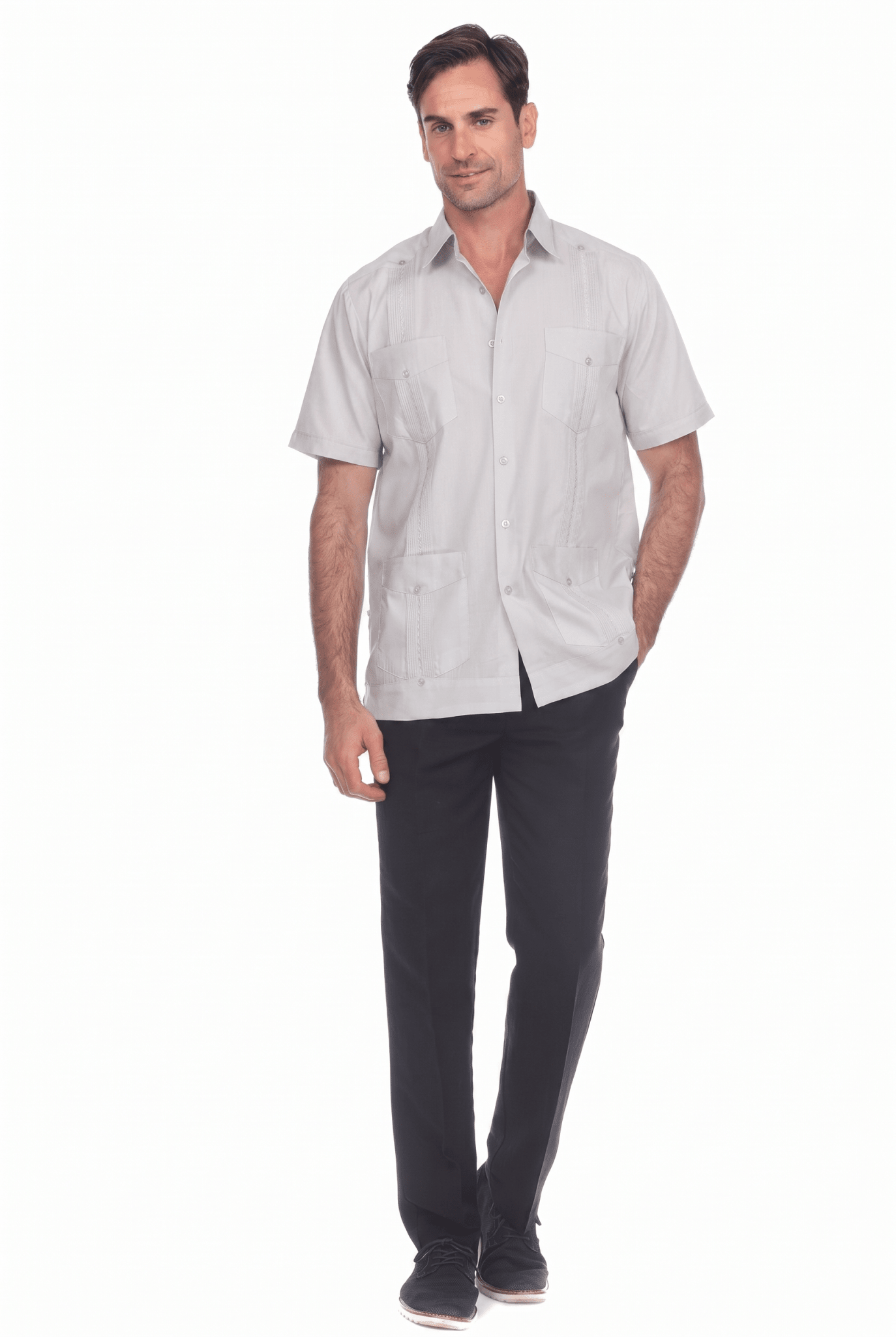 Guayabera clásica de mezcla de algodón de manga corta