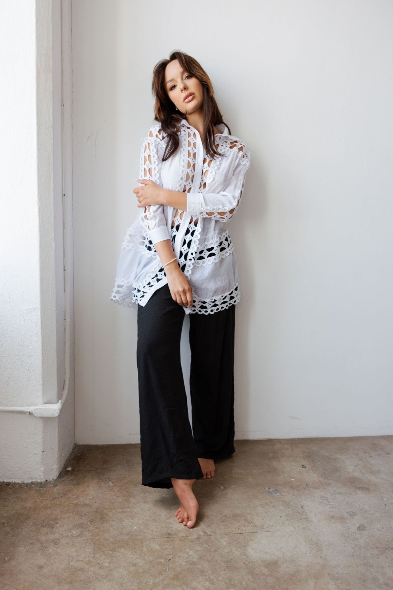 Mojito Women's Casual Resort Wear Embroidered Lace Button Down Tunic Blouse