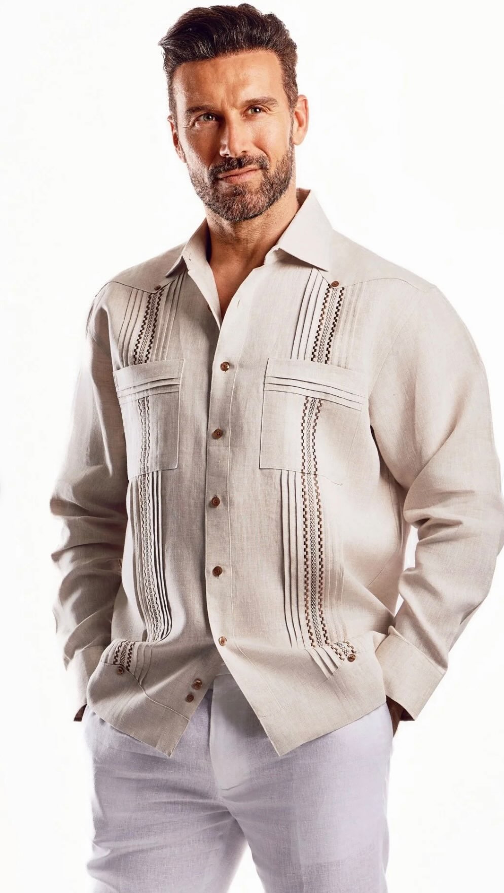 Mi selección de vacaciones con mojitocollection ☀️Tres guayaberas, tres estilos diferentes y una misma idea: eleganci...