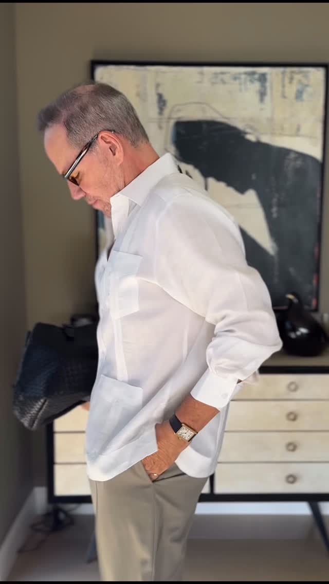 The white guayabera just hits different. 🤍Un clásico que nunca pasa de moda. Crafted in Irish Linen, designed for men...