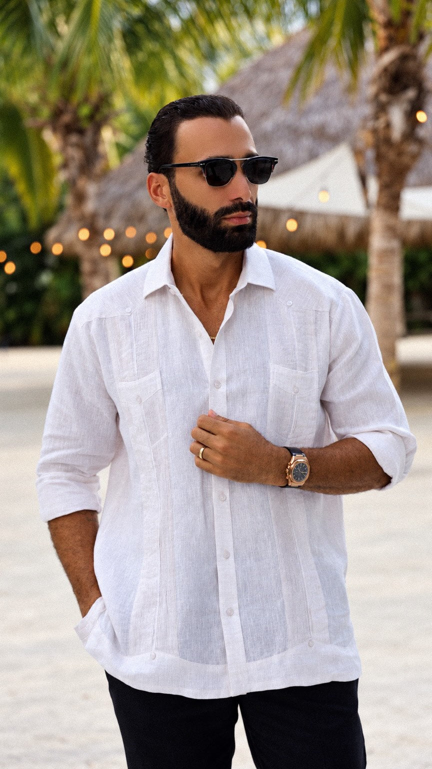 Vestir bien también es disfrutar lo que llevas. 🌴 Un look fresco y elegante con mojitocollection para una salida en M...
